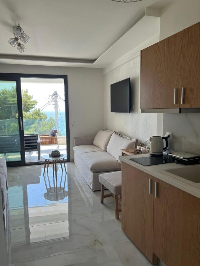 Wide Blue Luxury Boutique Suites Neos Marmaras Eksteriør billede