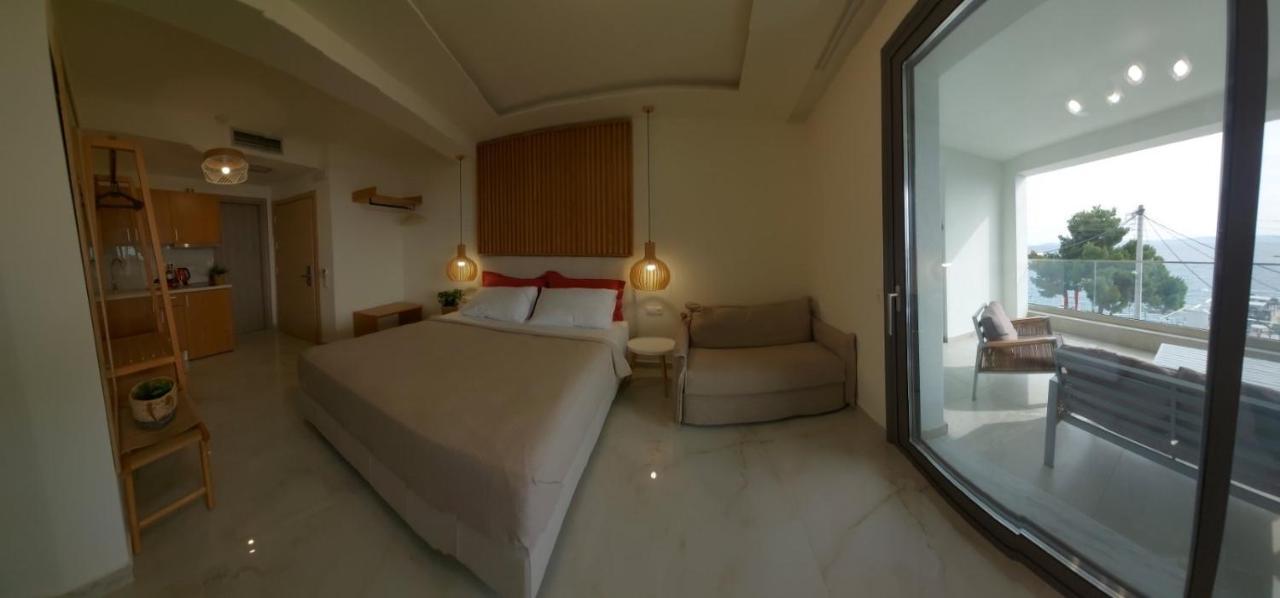 Wide Blue Luxury Boutique Suites Neos Marmaras Eksteriør billede